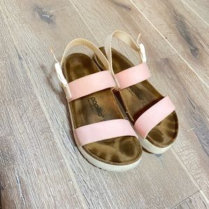Birkenstock’s gillio sandals pink